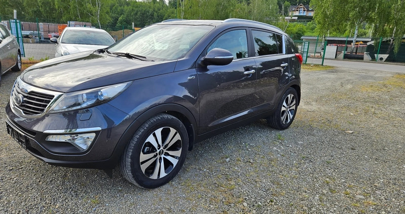 Kia Sportage cena 56400 przebieg: 178000, rok produkcji 2013 z Kalwaria Zebrzydowska małe 79